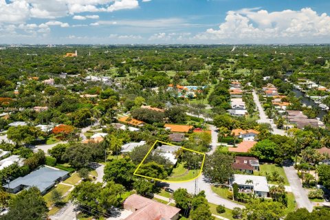 Villa ou maison à vendre à Miami Shores, Floride: 4 chambres, 311.32 m2 № 822807 - photo 21