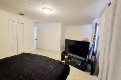 Touwnhouse à vendre à Orlando, Floride: 3 chambres, 173.91 m2 № 1390799 - photo 18