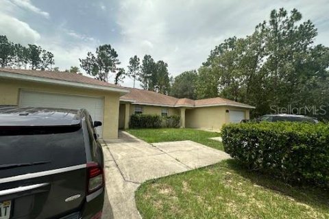 Commercial property in Ocala, Florida 8 bedrooms, 197.88 sq.m. № 1341920 - photo 1