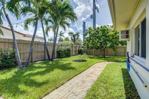 House in Fort Lauderdale, Florida 3 bedrooms, 165.74 sq.m. № 1104416 - photo 6