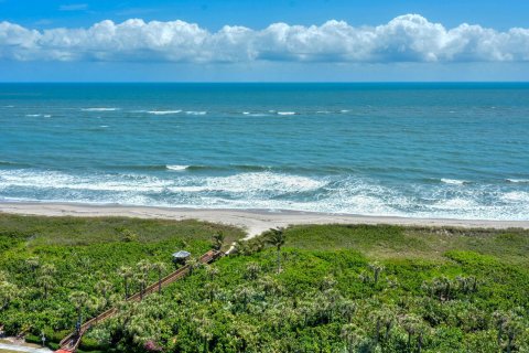 Condo in Hutchinson Island South, Florida, 2 bedrooms  № 1104415 - photo 14