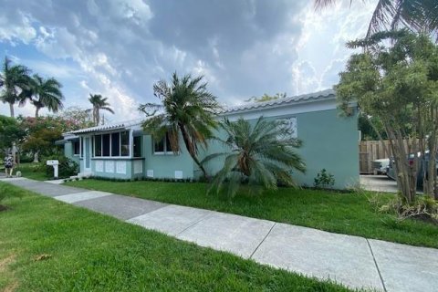 Casa en venta en Hollywood, Florida, 3 dormitorios, 156.08 m2 № 1186997 - foto 19