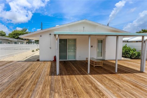 Immobilier commercial à vendre à Dania Beach, Floride: 156.45 m2 № 1345460 - photo 28