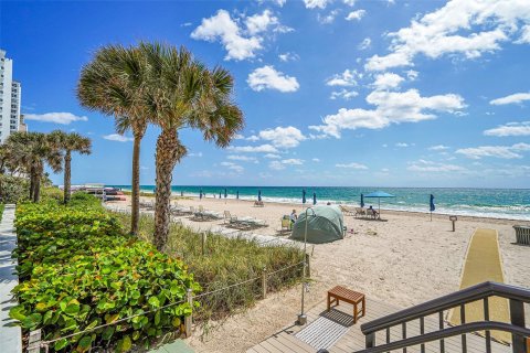 Condo in Fort Lauderdale, Florida, 1 bedroom  № 1146063 - photo 7