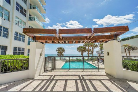 Condo in Fort Lauderdale, Florida, 1 bedroom  № 1146063 - photo 12