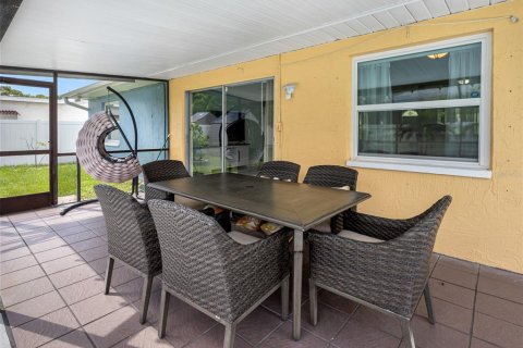 Casa en venta en Clearwater, Florida, 3 dormitorios, 128.76 m2 № 1341878 - foto 24