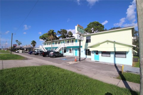 Hotel en venta en New Port Richey, Florida № 1401091 - foto 10