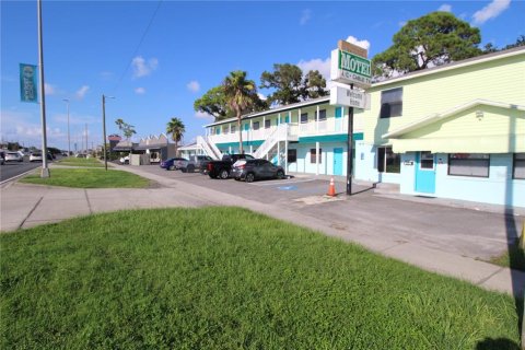 Hôtel, hôtellerie à vendre à New Port Richey, Floride № 1401091 - photo 9