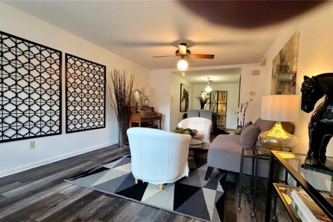 Condominio en venta en Maitland, Florida, 1 dormitorio, 74.23 m2 № 1400761 - foto 9