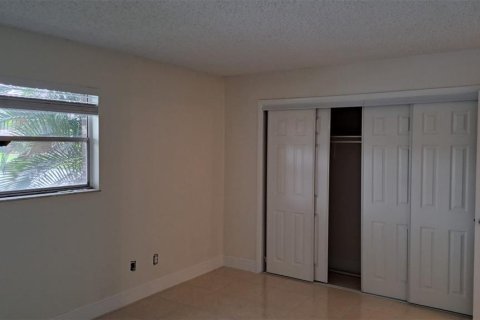 Condominio en alquiler en Tampa, Florida, 1 dormitorio, 61.13 m2 № 1400760 - foto 8