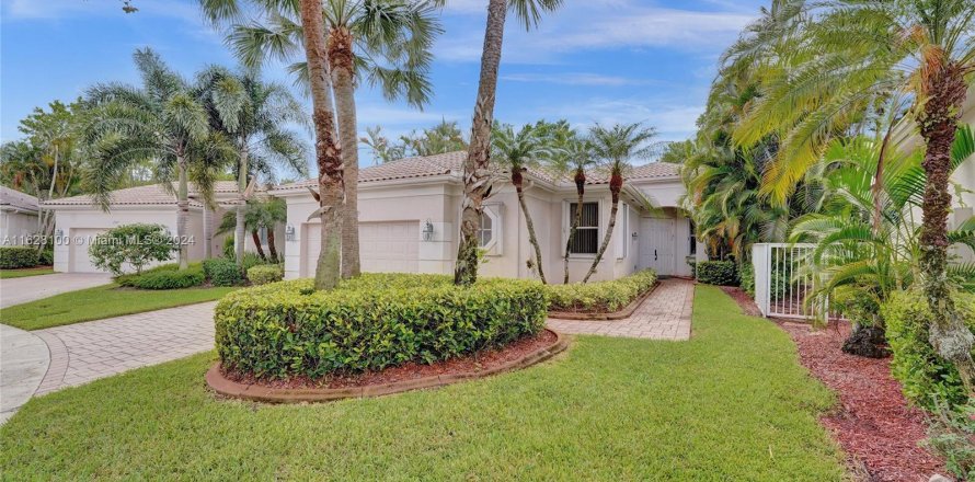 Villa ou maison à Weston, Floride 3 chambres, 227.24 m2 № 1290861