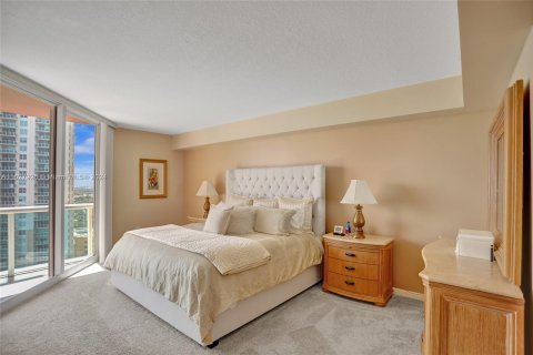 Condo in Aventura, Florida, 2 bedrooms  № 1290857 - photo 16