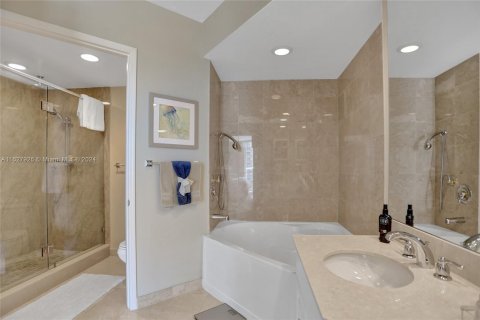 Condo in Aventura, Florida, 2 bedrooms  № 1290857 - photo 21