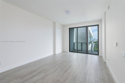 Condominio en venta en Aventura, Florida, 1 dormitorio, 80.64 m2 № 863381 - foto 9