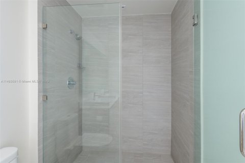 Купить кондоминиум в Авентура, Флорида 1 спальня, 80.64м2, № 863381 - фото 16