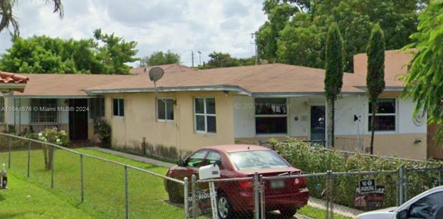 Propiedad comercial en Miami, Florida 109.25 m2 № 1355113