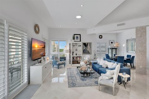 Copropriété à vendre à Miami, Floride: 2 chambres, 161.46 m2 № 1355197 - photo 3