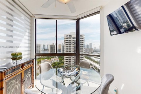 Condo in Aventura, Florida, 3 bedrooms  № 1355114 - photo 12