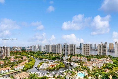 Condo in Aventura, Florida, 3 bedrooms  № 1355114 - photo 1