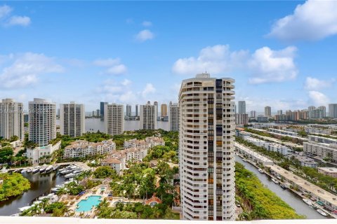 Condo in Aventura, Florida, 3 bedrooms  № 1355114 - photo 8