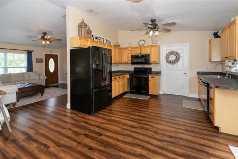 Casa en venta en Dade City, Florida, 3 dormitorios, 146.04 m2 № 1388982 - foto 9