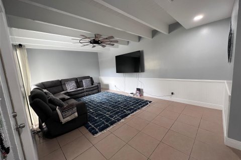 Townhouse in Wellington, Florida 3 bedrooms, 150.69 sq.m. № 961643 - photo 21