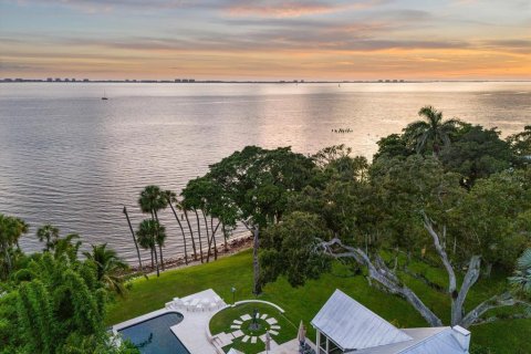 Villa ou maison à vendre à Sarasota, Floride: 5 chambres, 445.84 m2 № 1347283 - photo 2