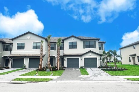 Townhouse in Bradenton, Florida 3 bedrooms, 174.56 sq.m. № 1351306 - photo 2