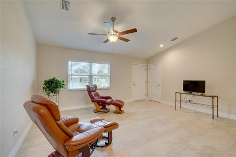 Casa en venta en North Port, Florida, 3 dormitorios, 133.5 m2 № 848914 - foto 17