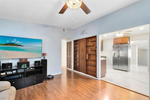 Casa en venta en Orlando, Florida, 3 dormitorios, 122.63 m2 № 1344084 - foto 6