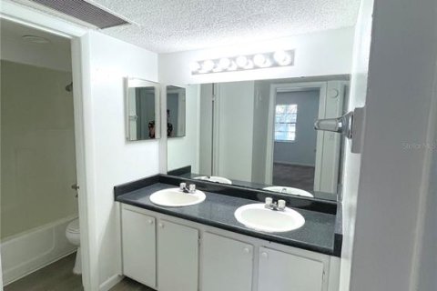 Condominio en venta en Orlando, Florida, 2 dormitorios, 78.69 m2 № 872290 - foto 7