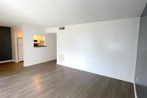 Condominio en venta en Orlando, Florida, 2 dormitorios, 78.69 m2 № 872290 - foto 4