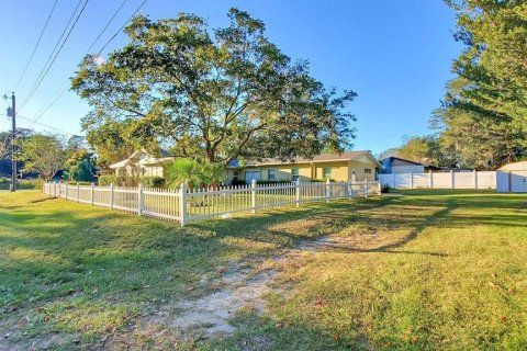 House in Ocala, Florida 4 bedrooms, 277.03 sq.m. № 1349384 - photo 2