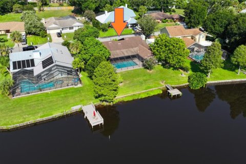 Villa ou maison à vendre à Winter Haven, Floride: 4 chambres, 236.34 m2 № 1349081 - photo 4