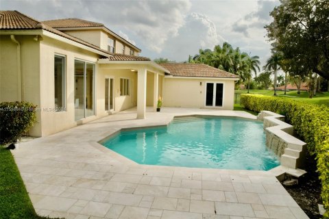House in Weston, Florida 6 bedrooms, 415.55 sq.m. № 956165 - photo 7