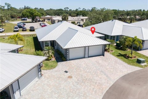 Villa ou maison à vendre à LaBelle, Floride: 2 chambres № 1132439 - photo 1