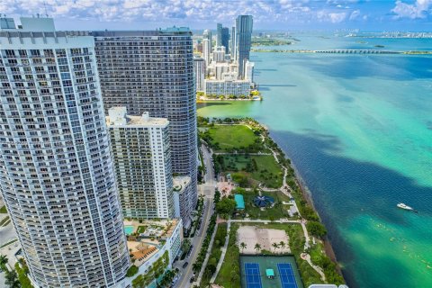 Condominio en venta en Miami, Florida, 1 dormitorio, 76.27 m2 № 1215494 - foto 26