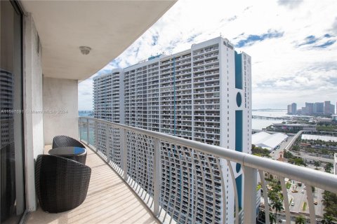 Condominio en venta en Miami, Florida, 1 dormitorio, 76.27 m2 № 1215494 - foto 16