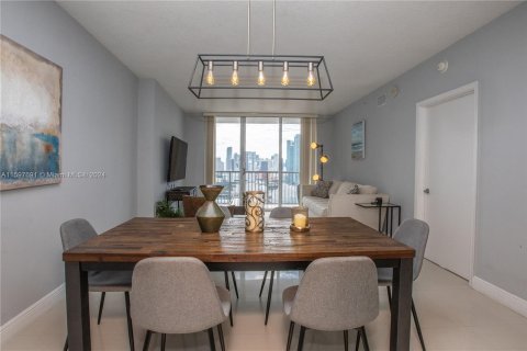 Copropriété à vendre à Miami, Floride: 1 chambre, 76.27 m2 № 1215494 - photo 2