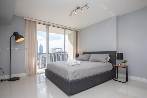 Condominio en venta en Miami, Florida, 1 dormitorio, 76.27 m2 № 1215494 - foto 7