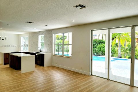 House in Weston, Florida 5 bedrooms, 290.04 sq.m. № 1348630 - photo 21