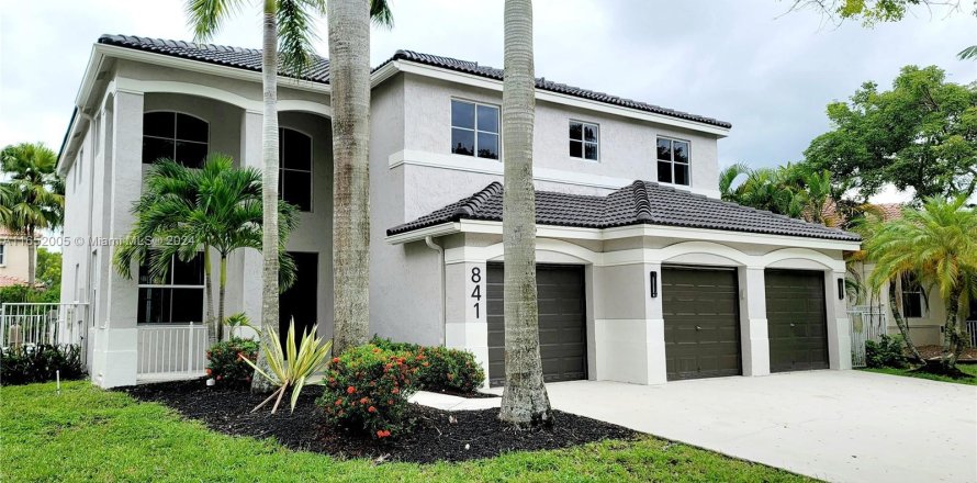 House in Weston, Florida 5 bedrooms, 290.04 sq.m. № 1348630