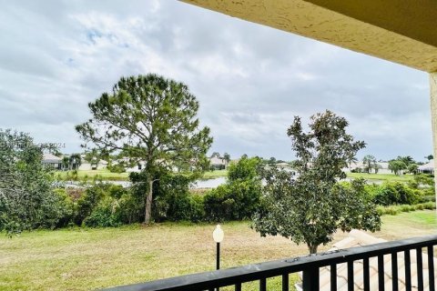 Condo in Port St. Lucie, Florida, 2 bedrooms  № 1348574 - photo 17