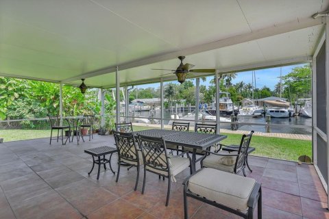 House in Fort Lauderdale, Florida 3 bedrooms, 170.85 sq.m. № 1178264 - photo 6