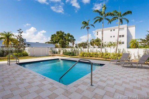 Copropriété à vendre à Dania Beach, Floride: 2 chambres, 87.89 m2 № 1345523 - photo 16