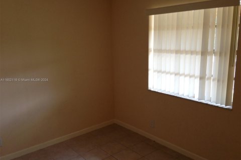 Condominio en venta en Coral Springs, Florida, 2 dormitorios, 71.35 m2 № 1345664 - foto 10