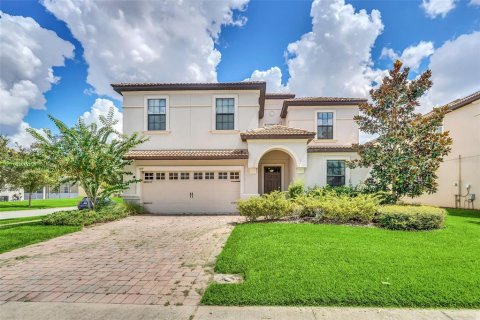 House in Davenport, Florida 9 bedrooms, 363.15 sq.m. № 1254000 - photo 1