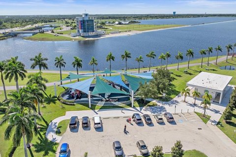 Adosado en venta en Sarasota, Florida, 2 dormitorios, 115.76 m2 № 1343471 - foto 29