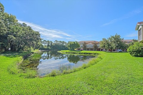 Townhouse in Sarasota, Florida 2 bedrooms, 115.76 sq.m. № 1343471 - photo 23