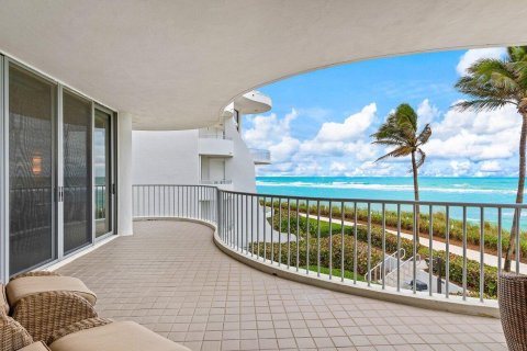 Condo in Stuart, Florida, 3 bedrooms  № 967978 - photo 15